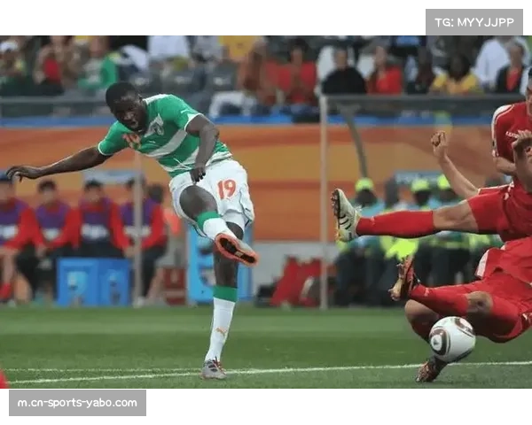 拉沃尔皮亚纳战术应用增多 长传成破解密集防守新选择